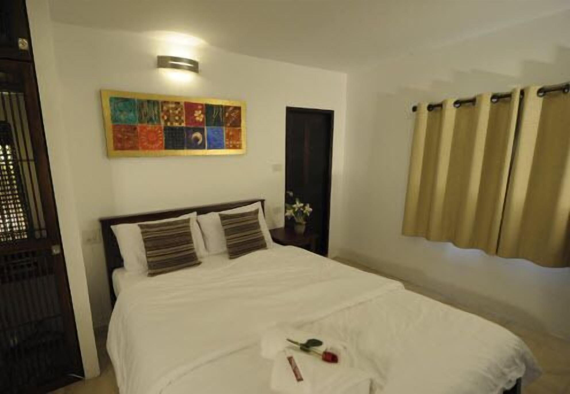 Hotel Baantalay Thungwualaen Pathiu Exterior foto