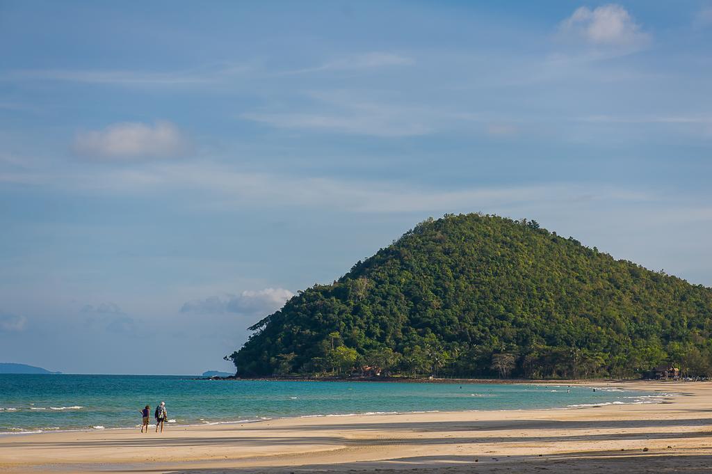 Hotel Baantalay Thungwualaen Pathiu Exterior foto